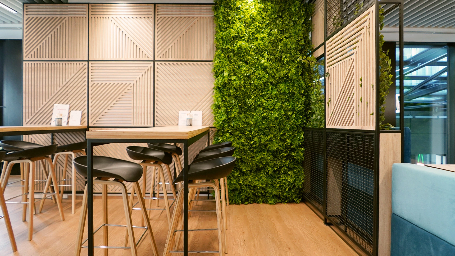 archiworks-silownia-zdrofit-varso-warszawa-strefa-wejscia-6