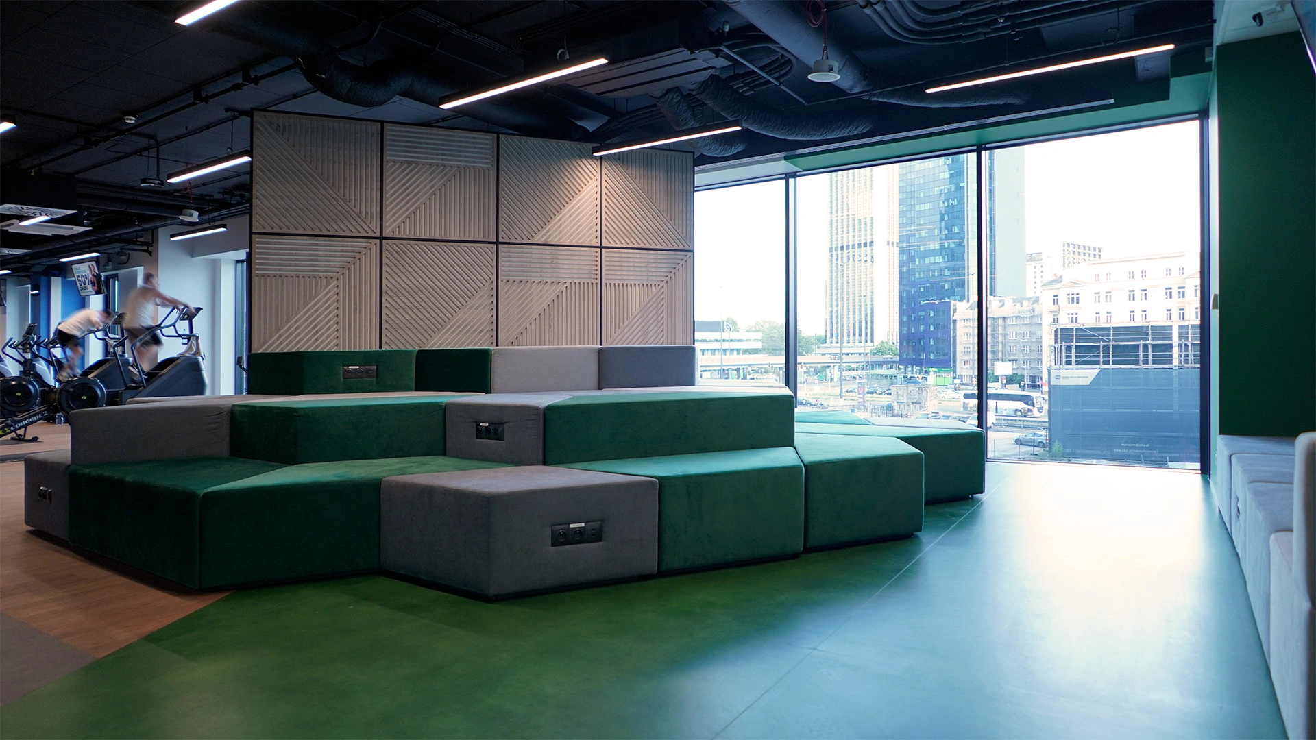 archiworks-silownia-zdrofit-varso-warszawa-strefa-wejscia-8